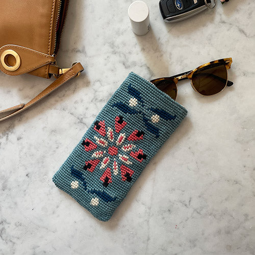 Kit Porta Anteojos Flor