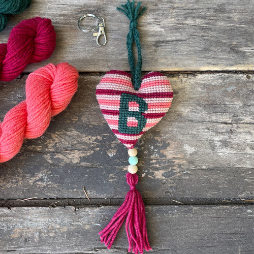 Kit Charm Corazón Rayas